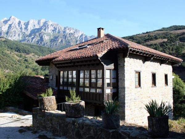 Albergue Turistico Valdebaro Camaleño Exterior foto