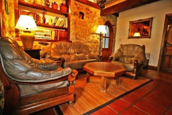 Albergue Turistico Valdebaro Camaleño Exterior foto
